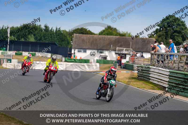 Vintage motorcycle club;eventdigitalimages;mallory park;mallory park trackday photographs;no limits trackdays;peter wileman photography;trackday digital images;trackday photos;vmcc festival 1000 bikes photographs